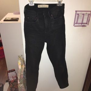 Gap black high waisted cropped Skinny jeans