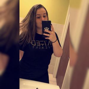 Meet your Posher, Carollyne