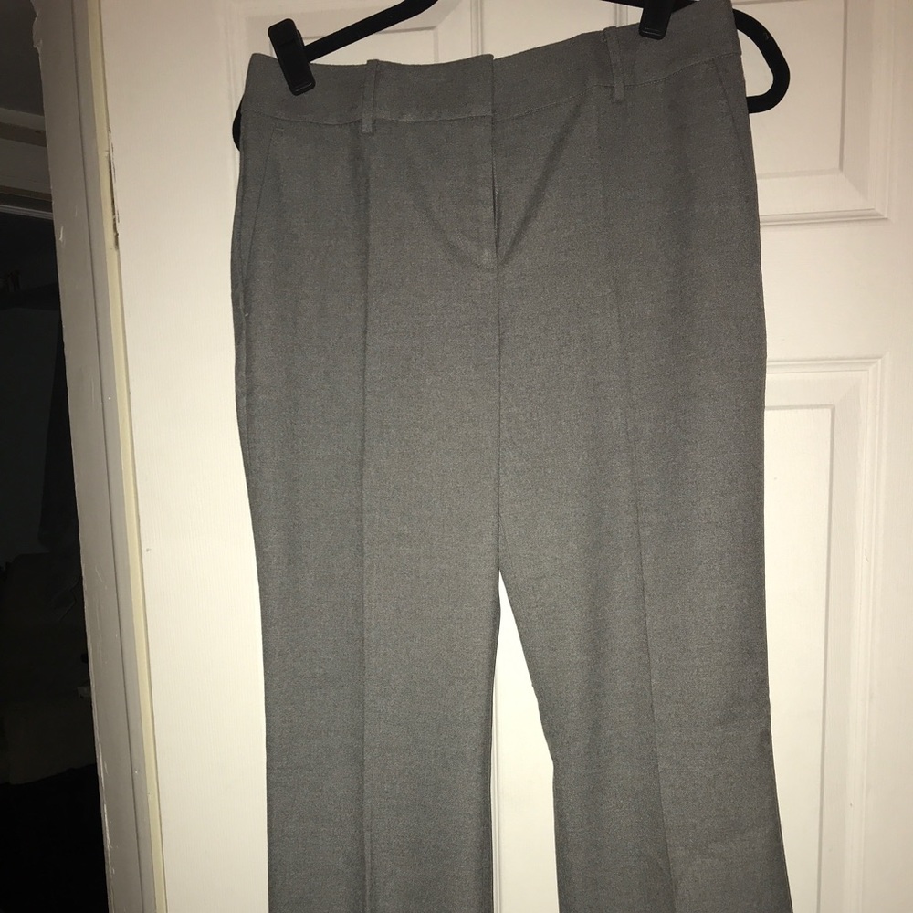 Light grey Ann Taylor trouser leg / Kate pants