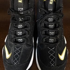 🔥SALE🔥Authentic Boys/Men Griffeys