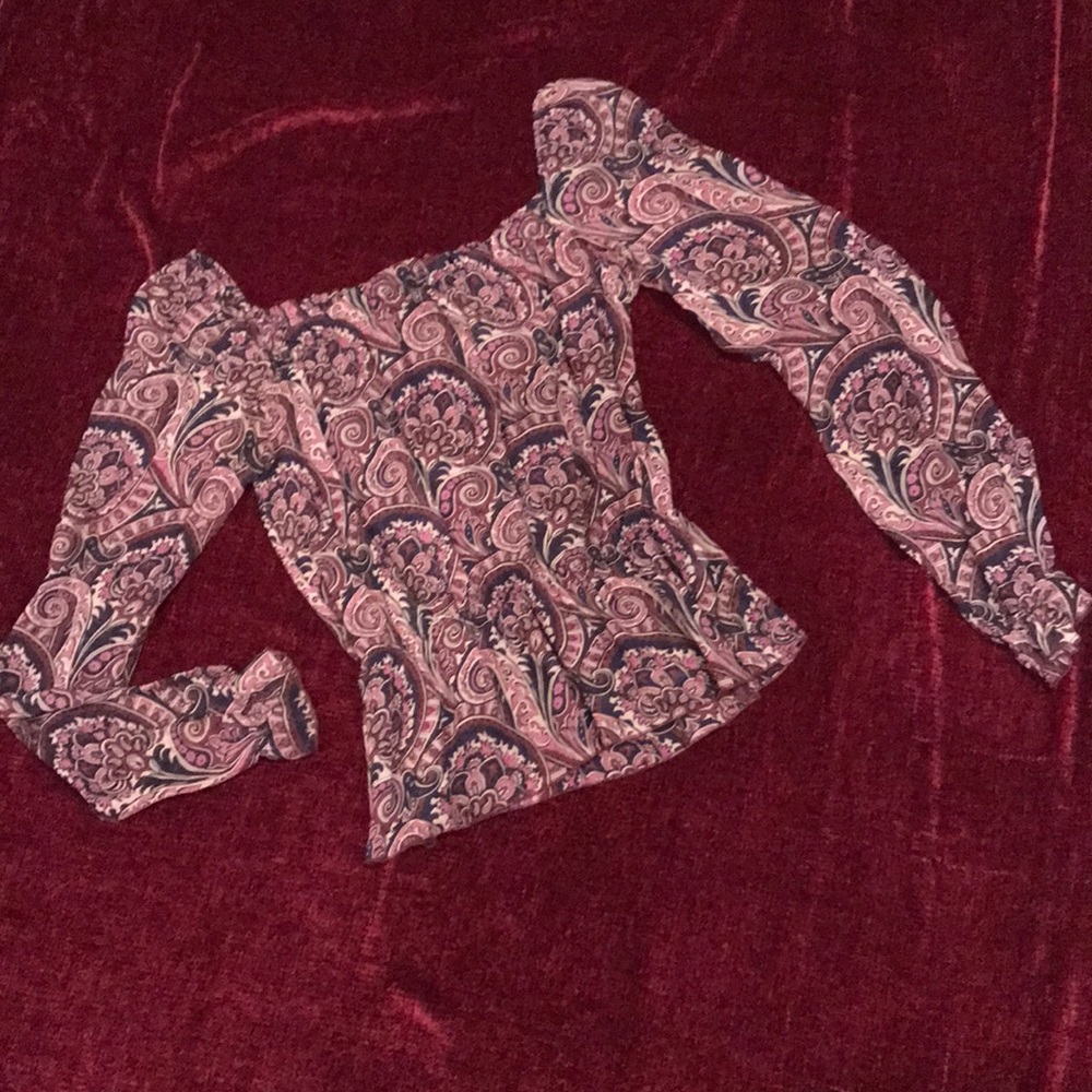 Limited blouse