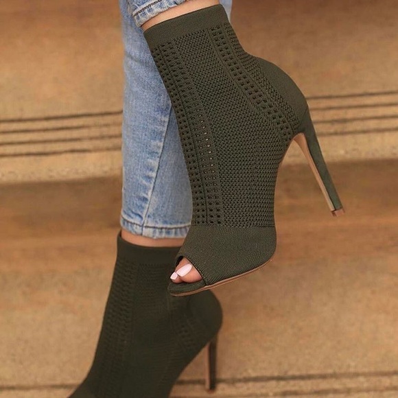 Olive booties - Picture 3 of 3