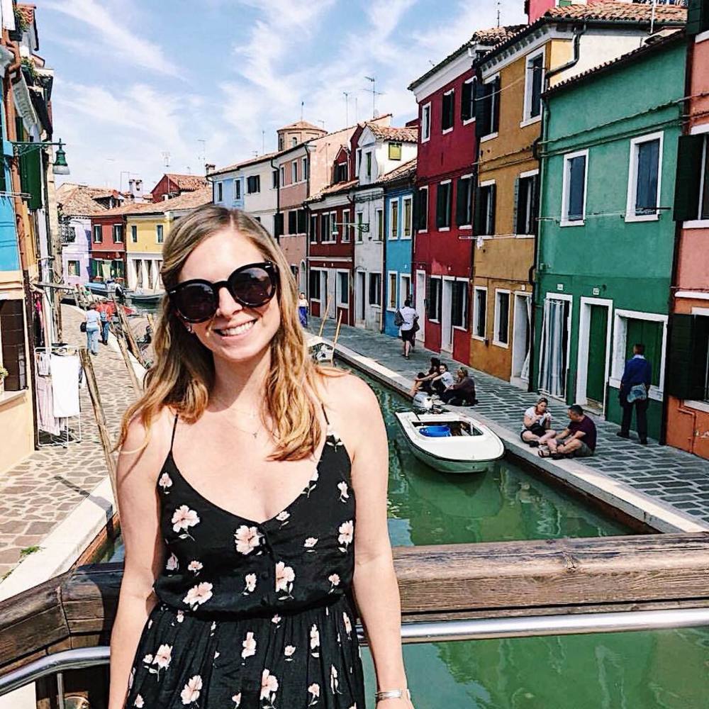 Meet your Posher, Ashley