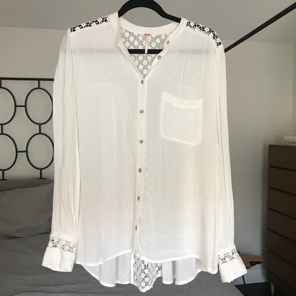 🌺SALE🌺Free People oversized lace blouse - Picture 2 of 5