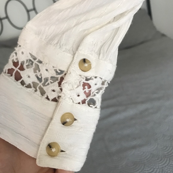 🌺SALE🌺Free People oversized lace blouse - Picture 3 of 5