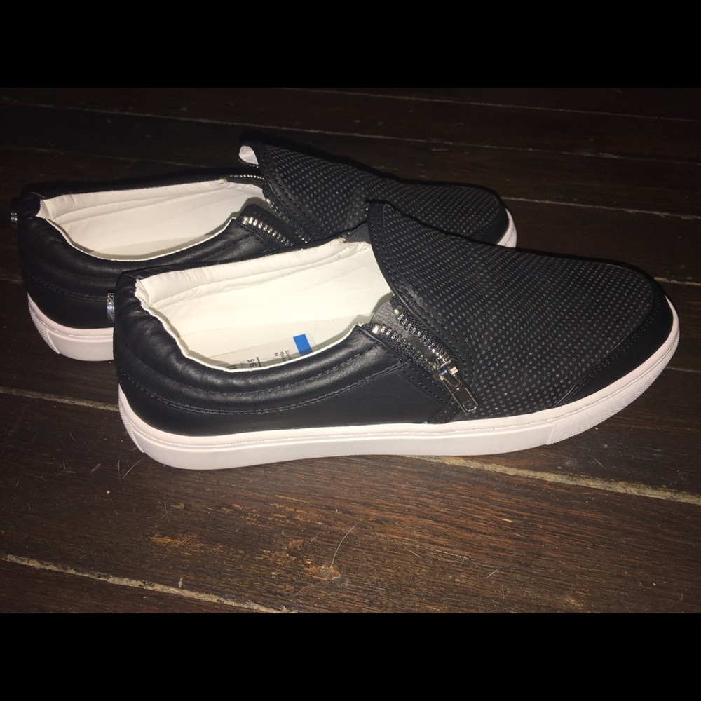 Steve Madden Slip Ons