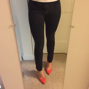 GAP faded black, high rise skinny size 26