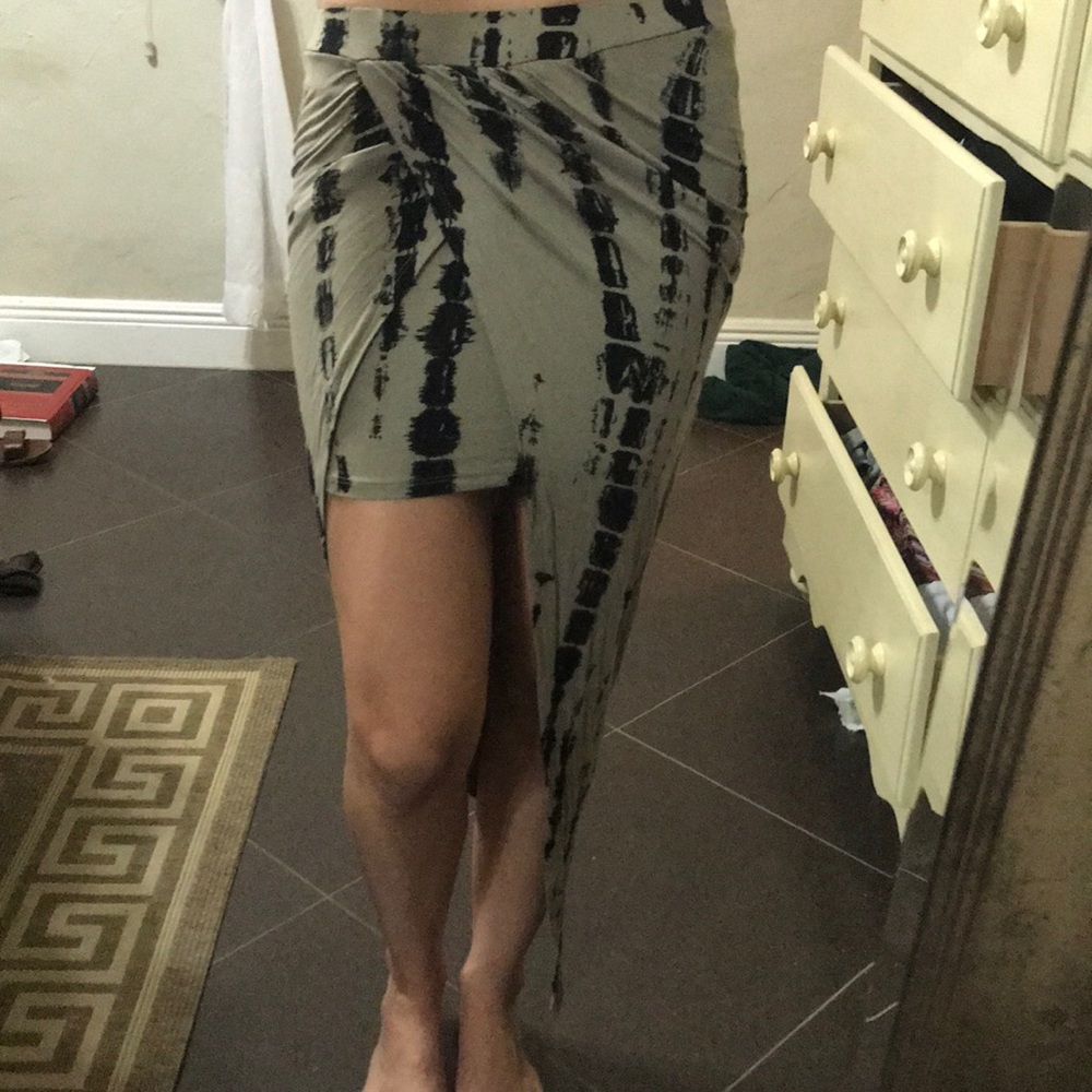A+ Ellen Slit Tie-Dye Skirt