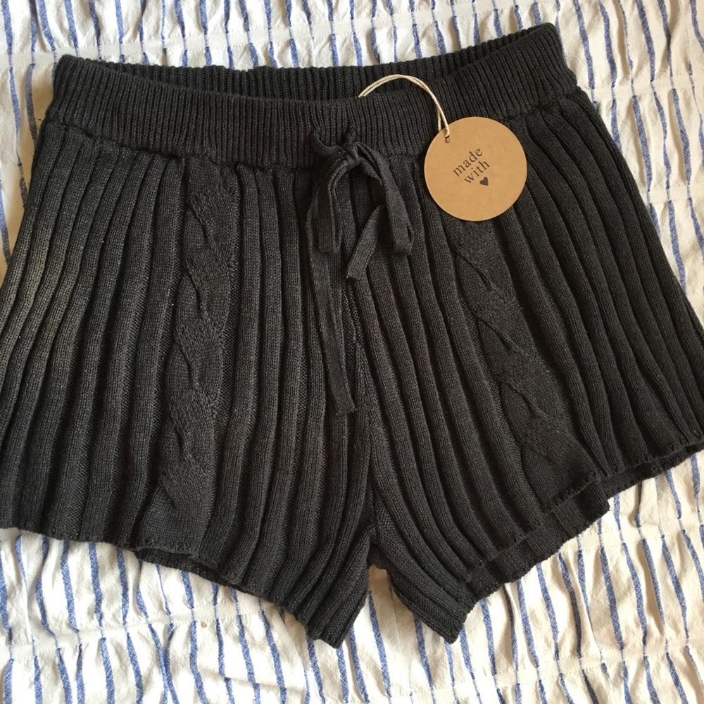Shorts - Picture 1 of 2