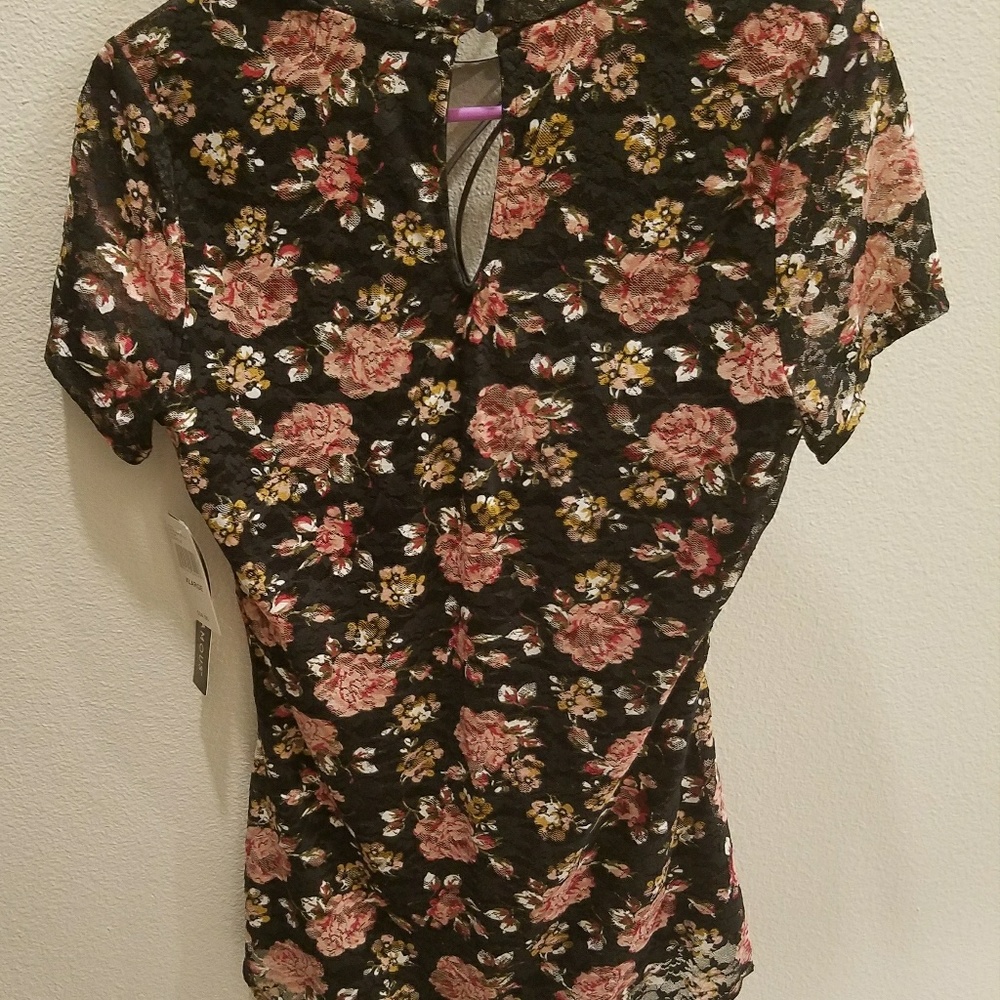 NWT Almost Famous lace Top size XL