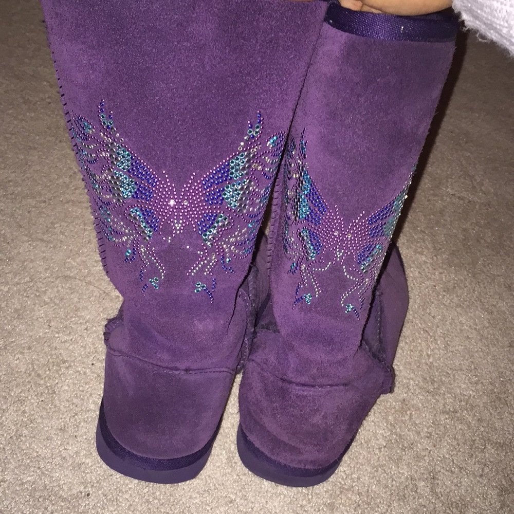 Pretty purple Steve Madden winter boots