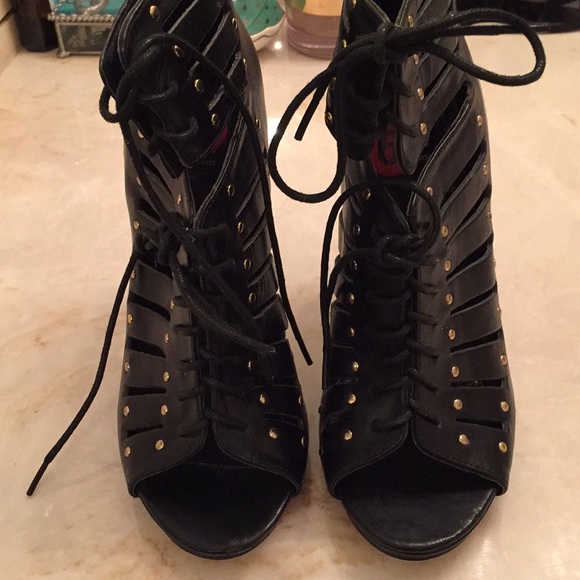 Studded Black Peep Toe Stiletto Boots! - Picture 2 of 3