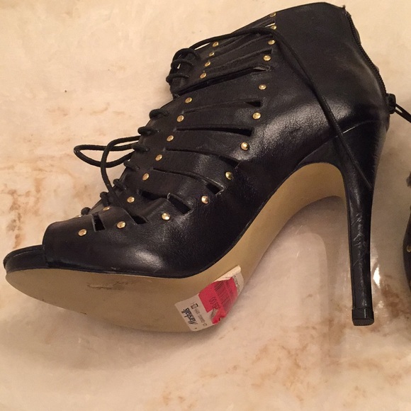 Studded Black Peep Toe Stiletto Boots! - Picture 3 of 3