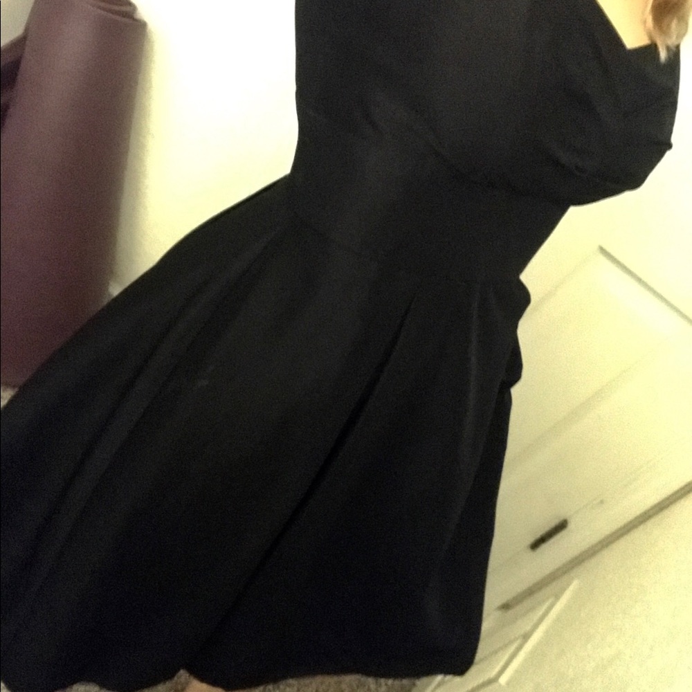 White House Black Market 'Flare' Midi