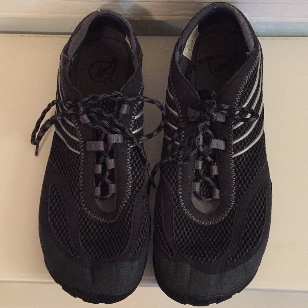Merrell Running black shoe