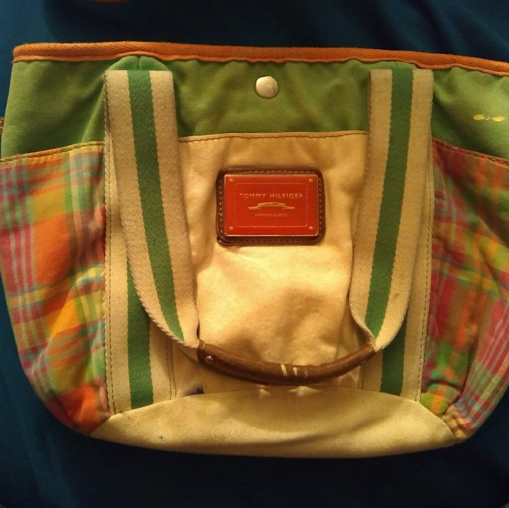 Tony Hilfiger purse
