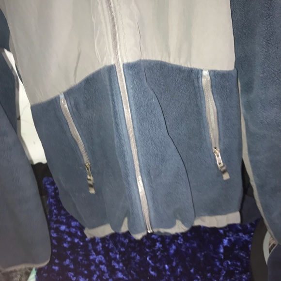 blue north face - Picture 5 of 5