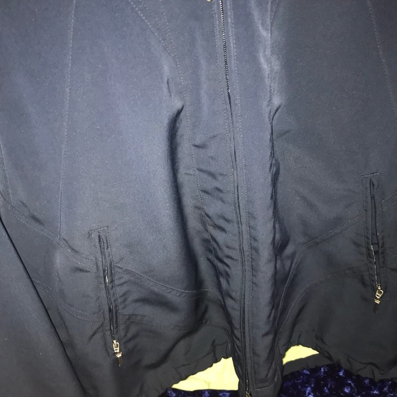 very comfortable blue and green rain jacket coat! - Picture 6 of 6