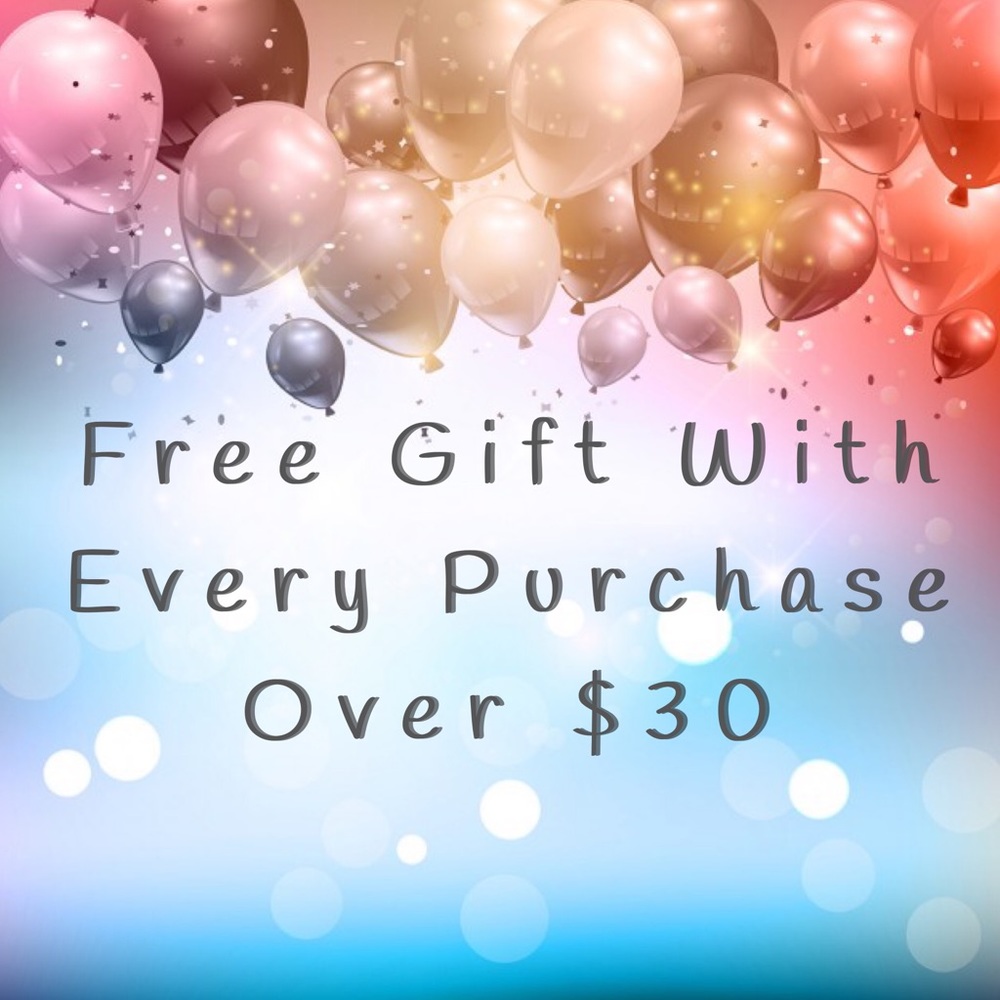 Spend over $30 and get a free gift 🎁