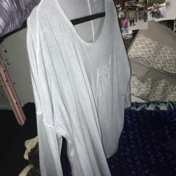 large  blue blouse - Picture 3 of 5