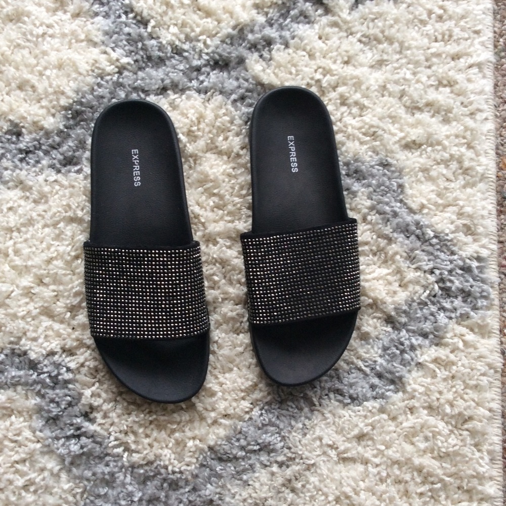 Express embellished slides