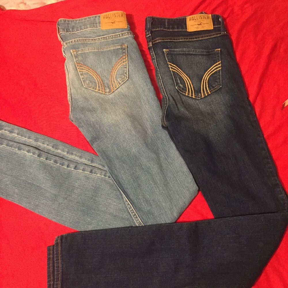 Bundle of women's shinny jeans