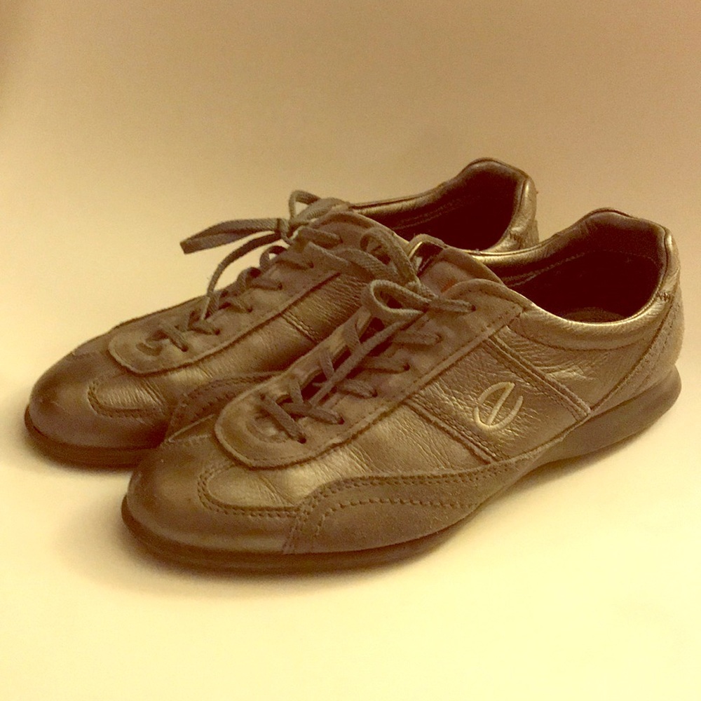 Ecco Silver Sneakers