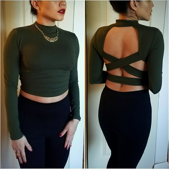 Tops - Long Sleeve sexy criss cross open back Crop Top