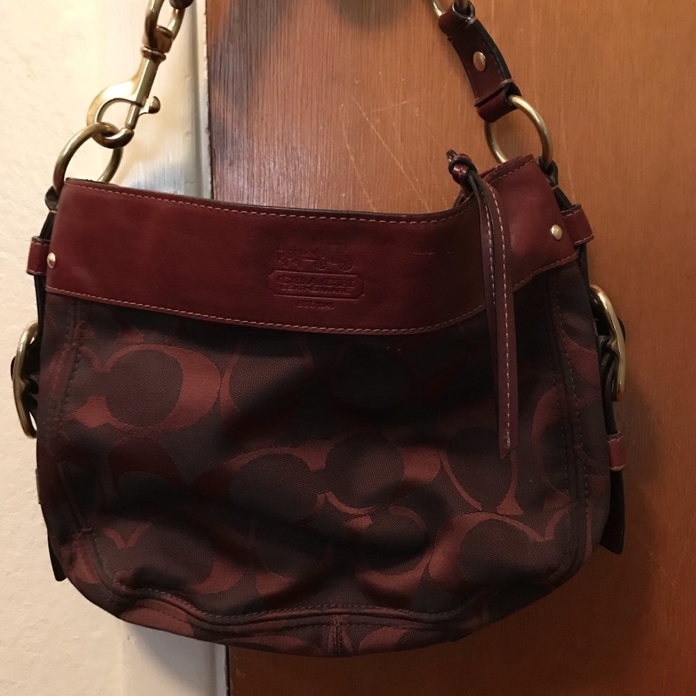Gently used Signature Zoe.