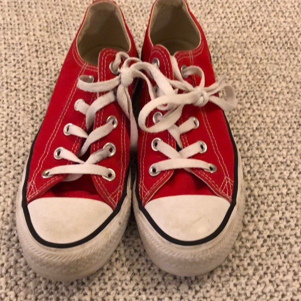 Red Converse.  Women’s 6 Mens (youth) 4
