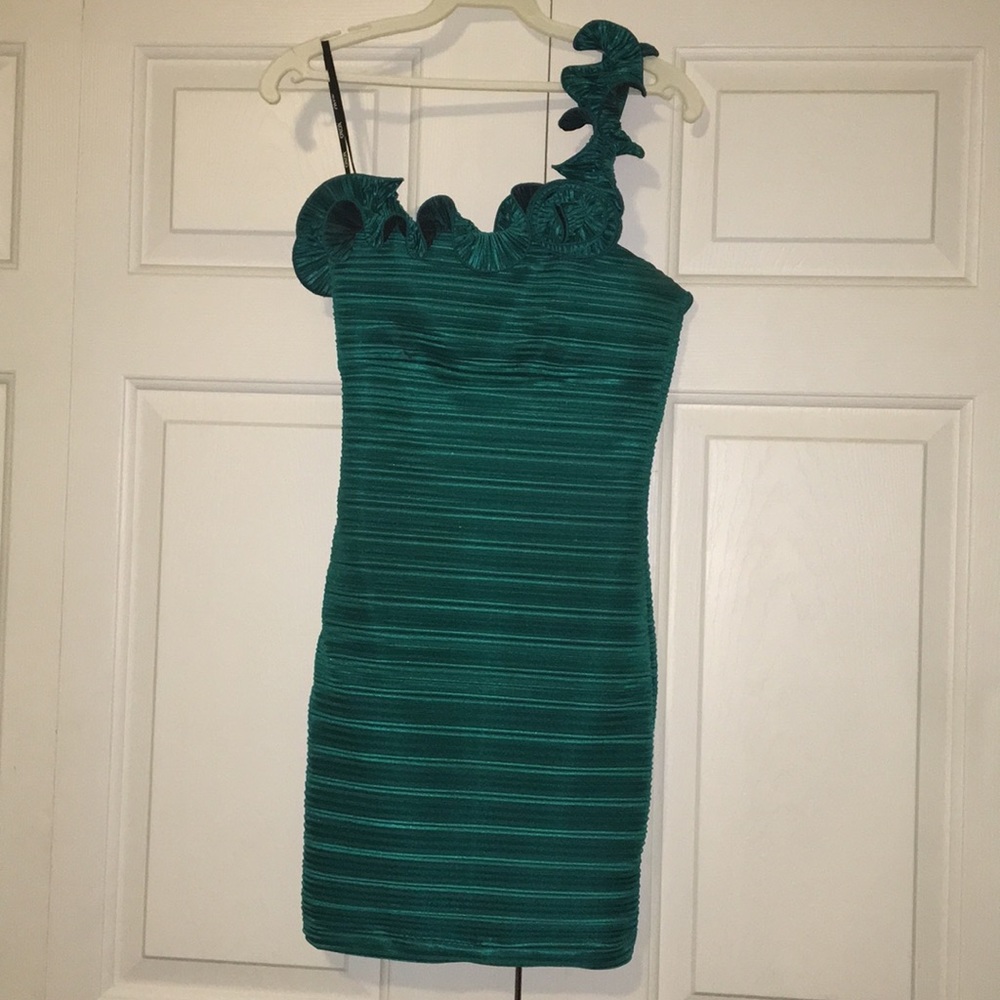 XOXO Semi-Formal Size Small Teal Dress