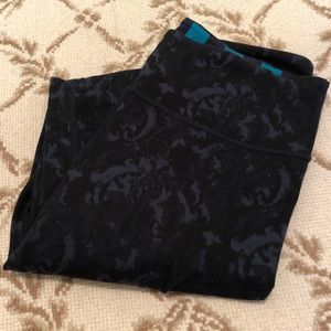 Lululemon workout pants great condition!