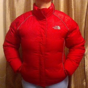 THE NORTH FACE WOMEN PUFFER JACKET
