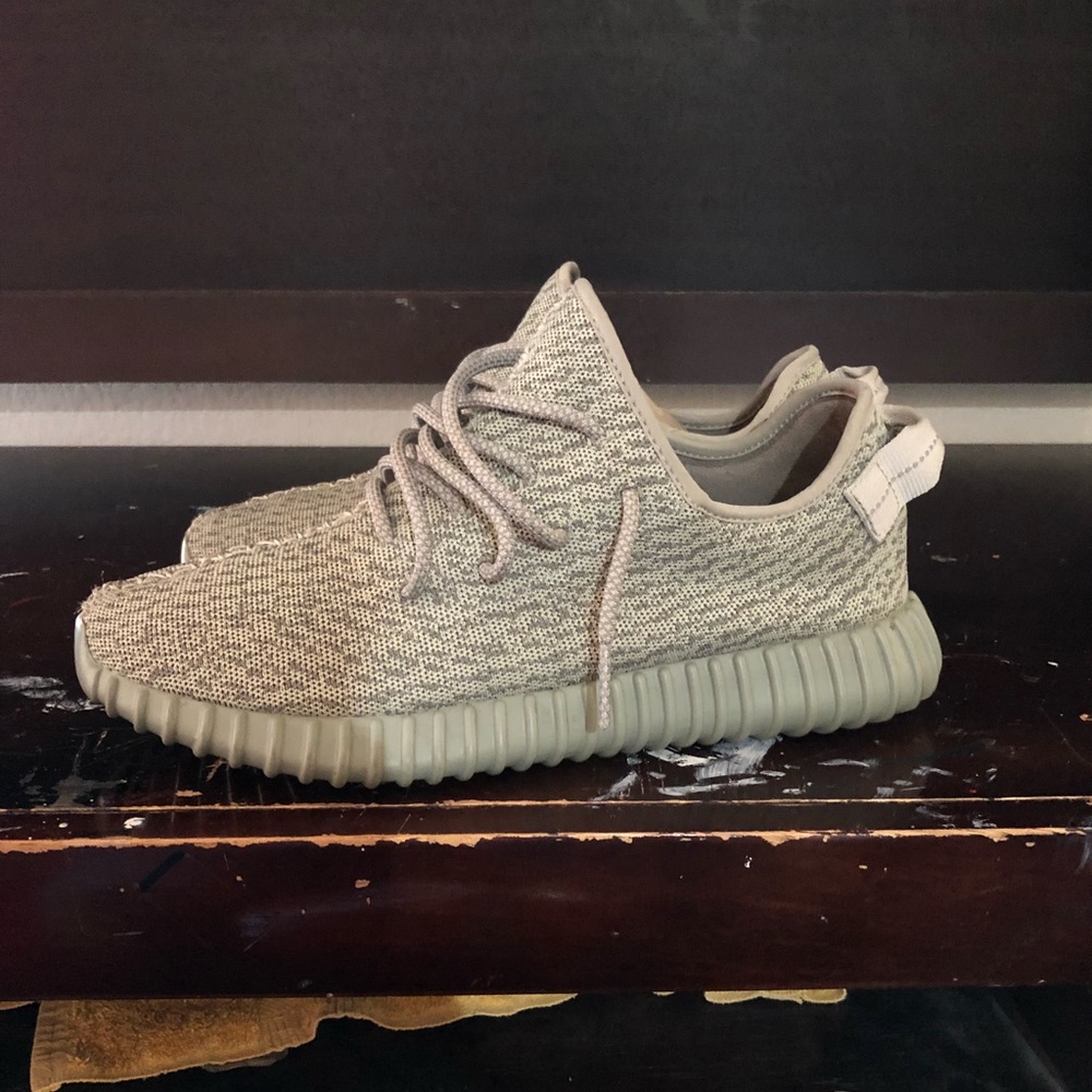 Yeezy boost 350 ( Moonrocks )