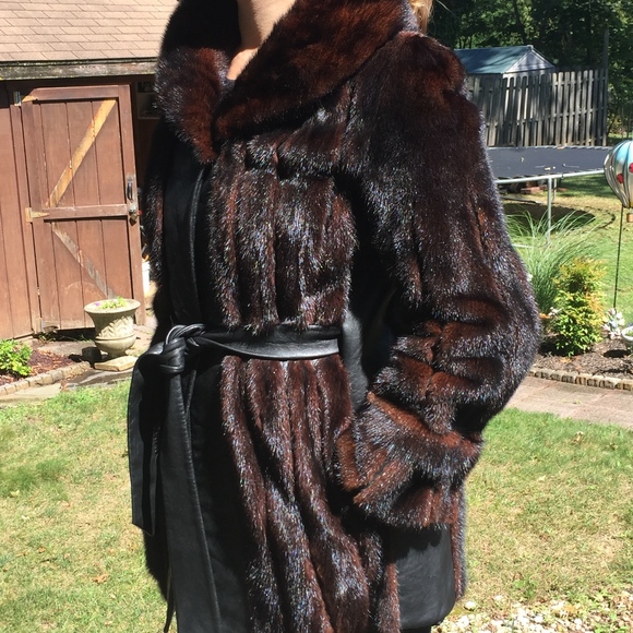 Black leather and mink - Picture 4 of 4