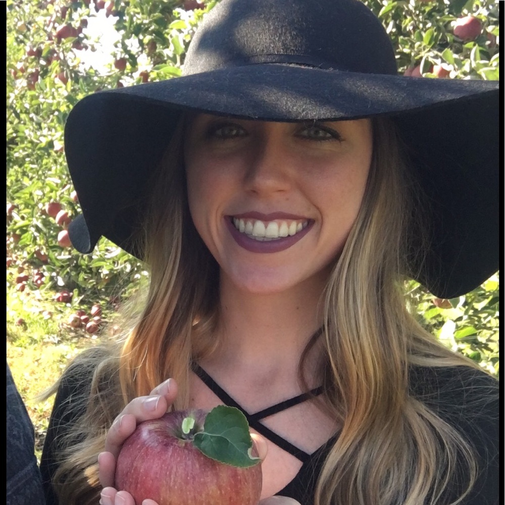 Meet your Posher, Megan