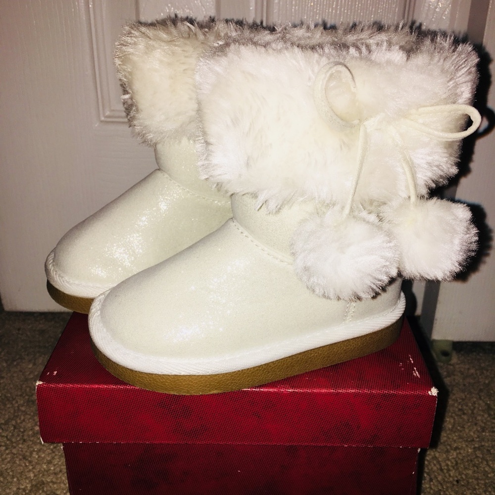 Arizona toddler boots for girls size 6
