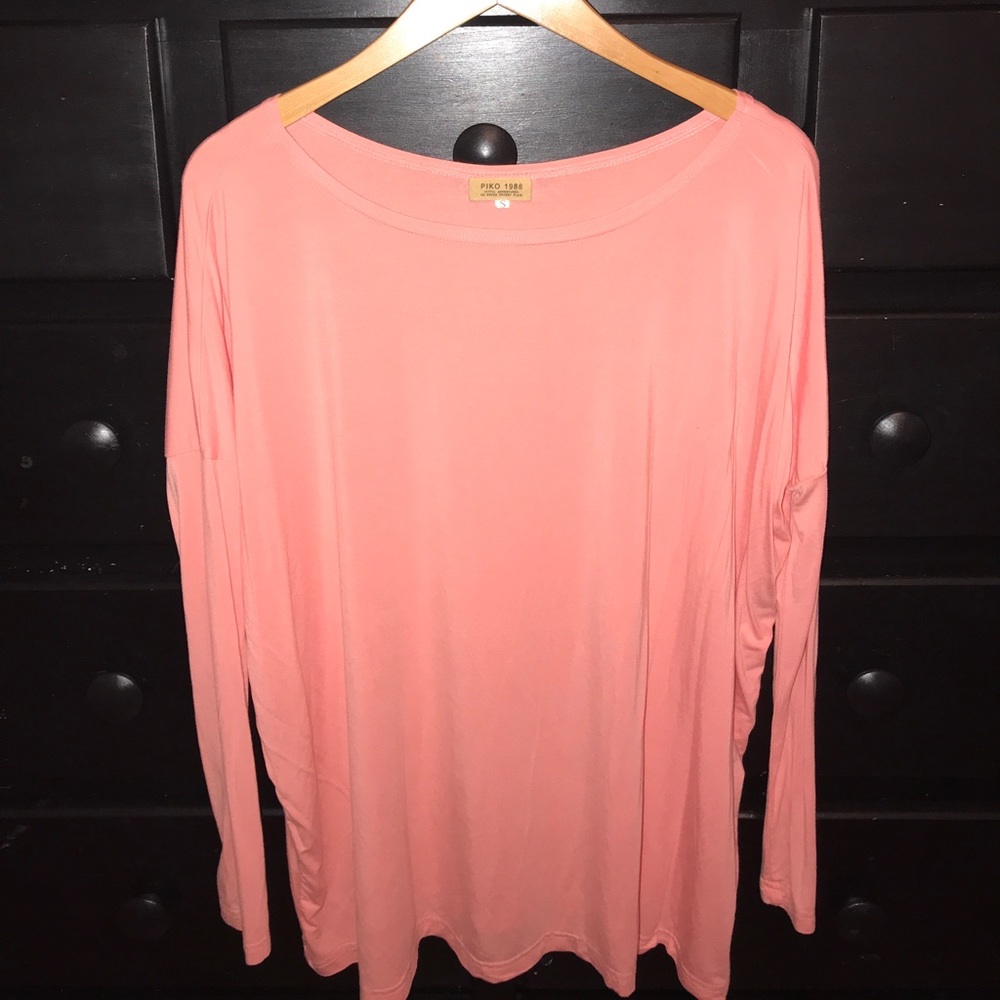 Light pink long sleeve piko!
