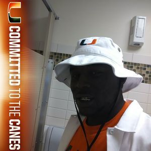 Meet your Posher, Travis