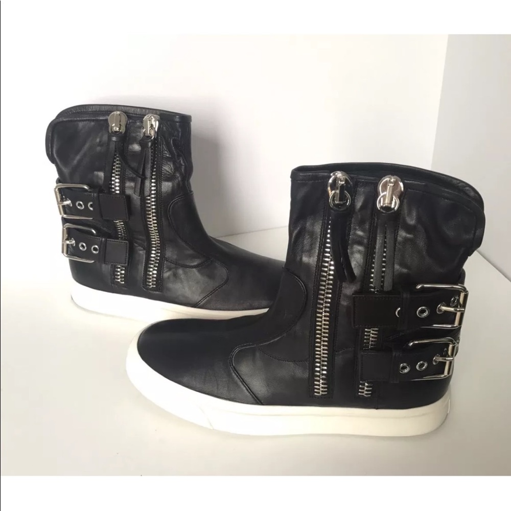Auth. Giuseppe Zanotti boots size 41