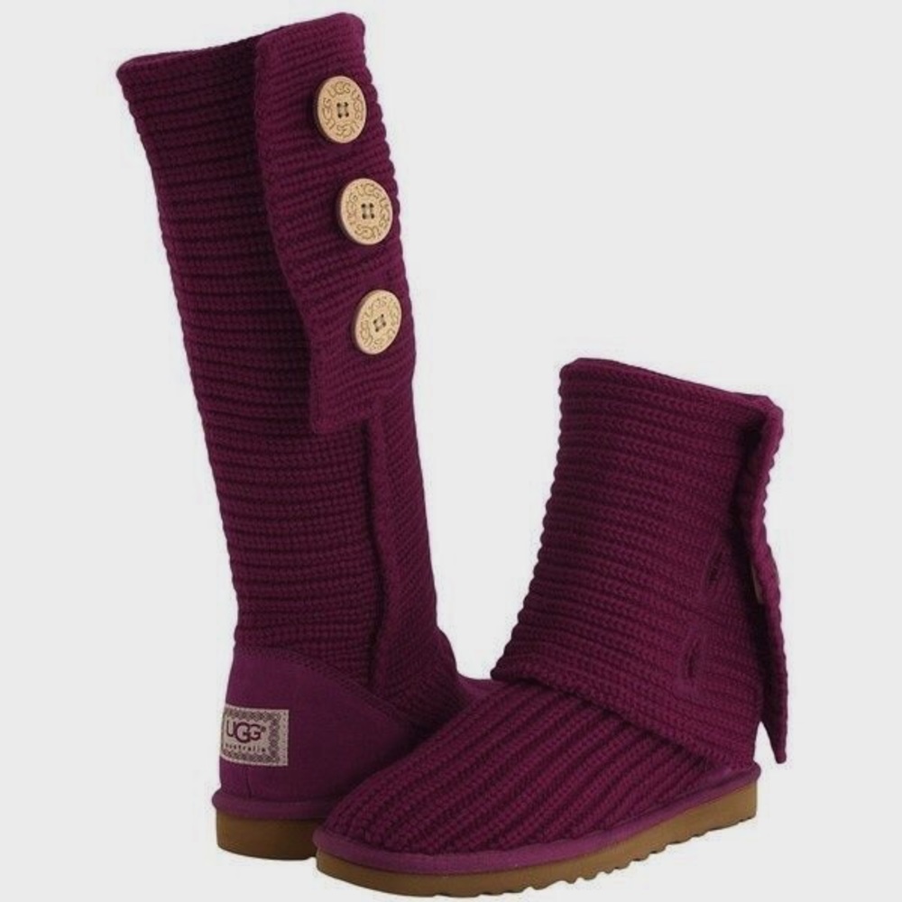 Classic Cardy Knit UGG in Plum