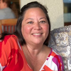 Meet your Posher, Lisa