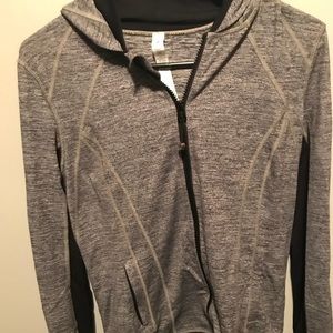 Lululemon jacket, black and Heather grey.