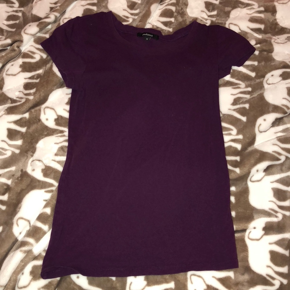 Tee