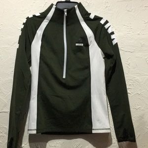 3/4 quarter zipped jacket