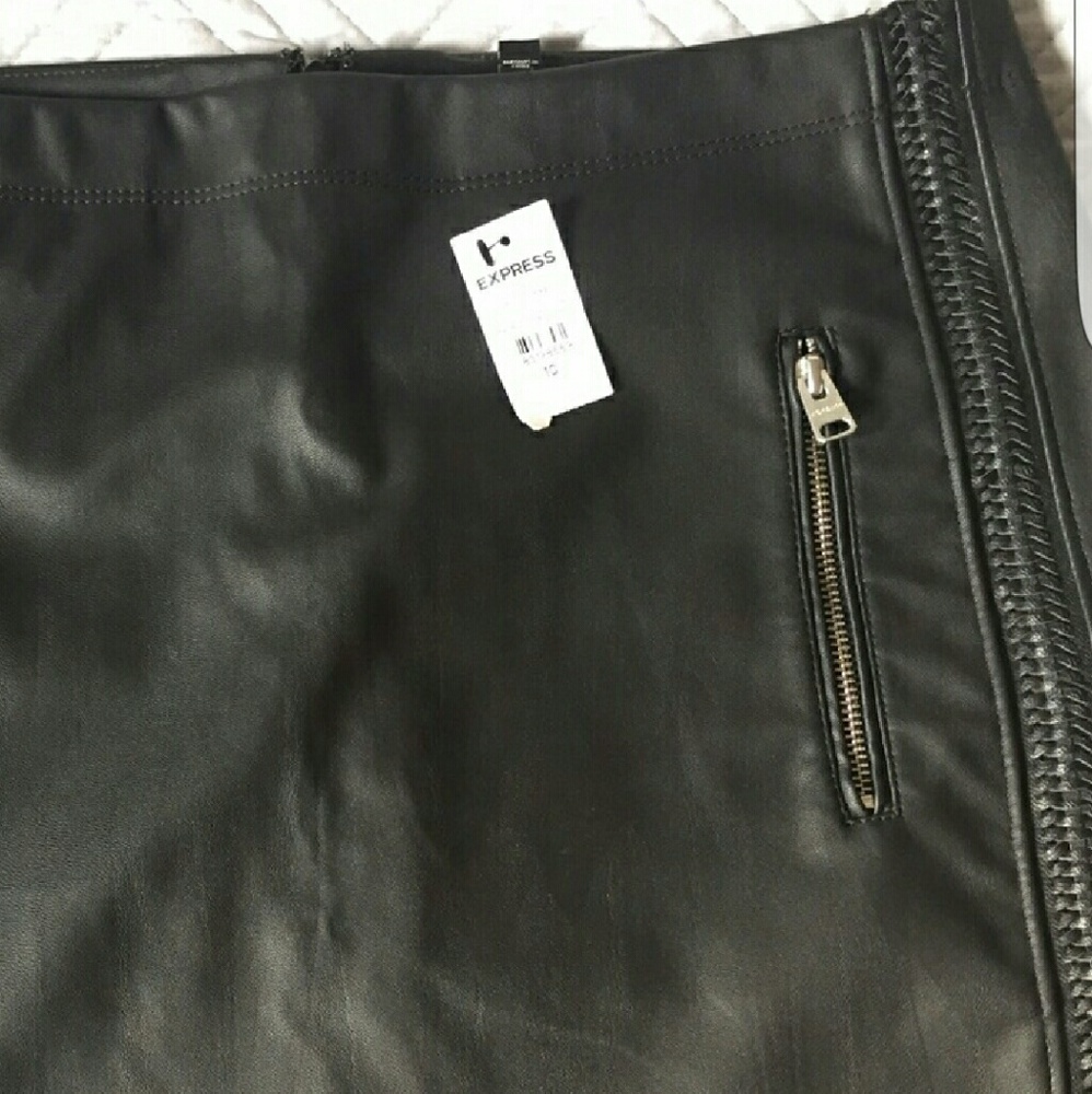 SOLD. - Picture 3 of 4