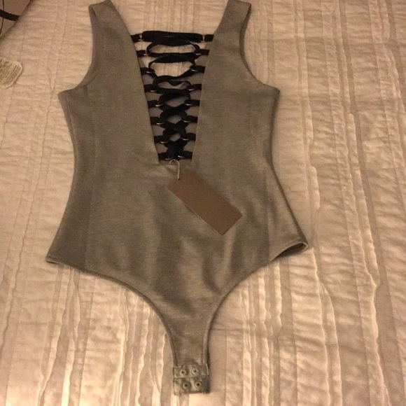 Body suit 🍂 - Picture 3 of 4