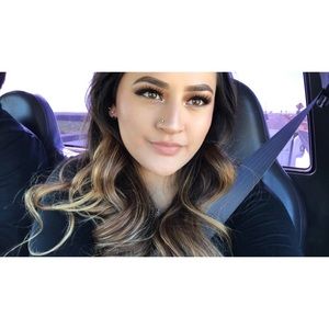 Meet your Posher, Alyssa