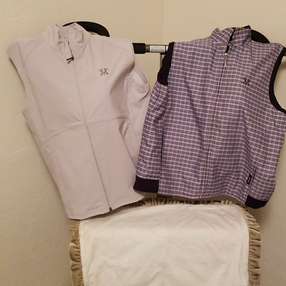 Very nice of Ashworth Vests