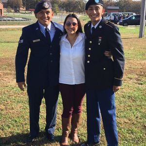 Meet your Posher, Hugo